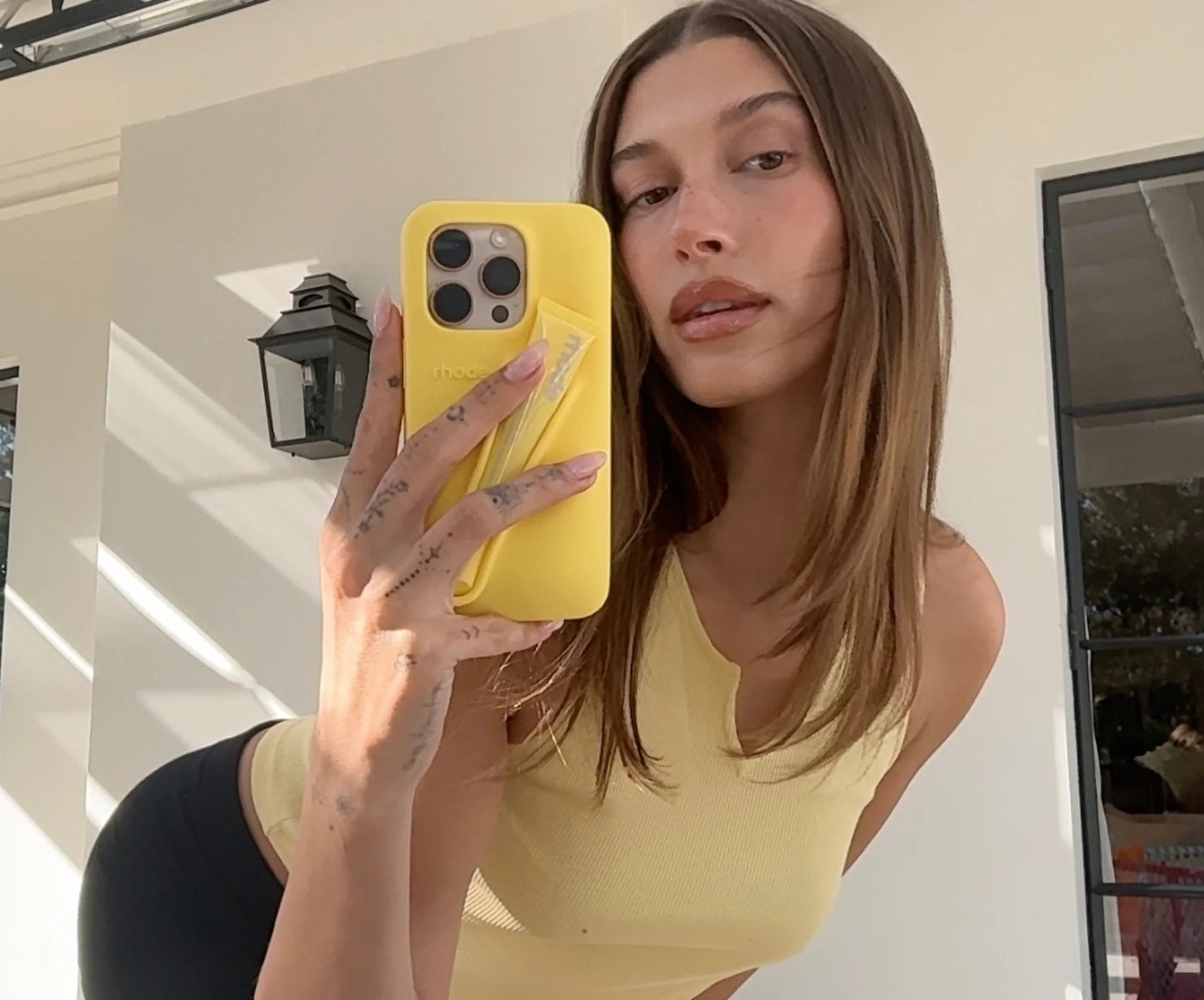 Rhode - Summer Lip Case 💛